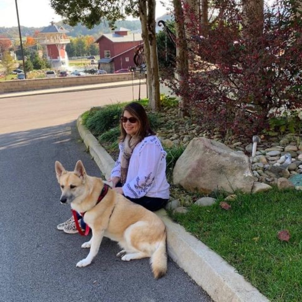 Meet your Posher, Maria